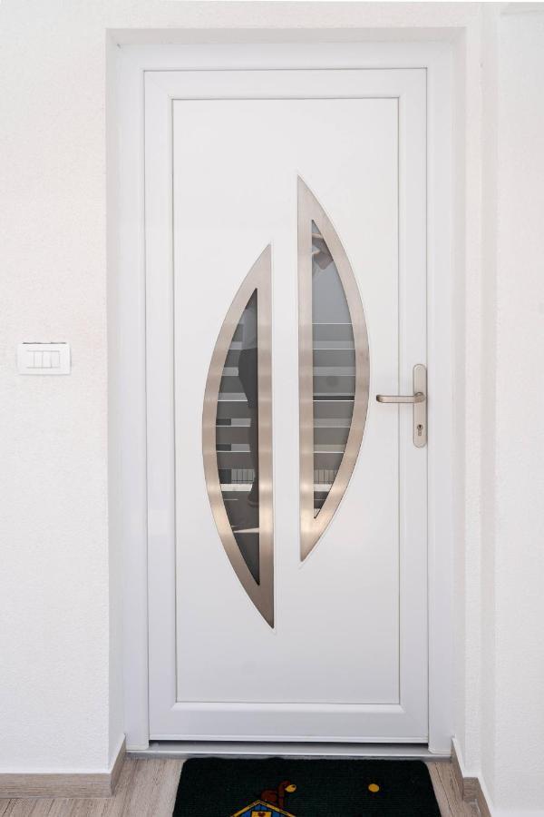 ויר Station 22 - Brand New Apartment With A Terrace And Private Parking מראה חיצוני תמונה