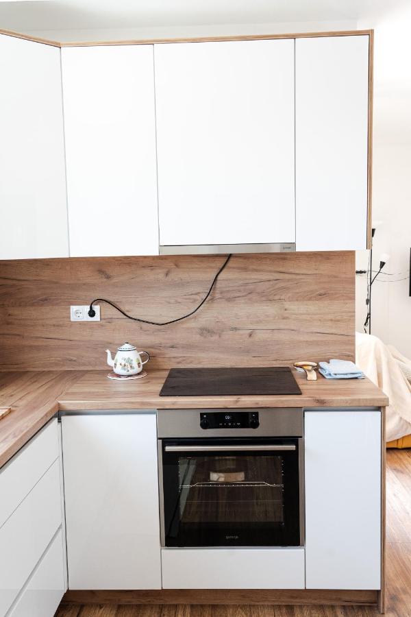 ויר Station 22 - Brand New Apartment With A Terrace And Private Parking מראה חיצוני תמונה